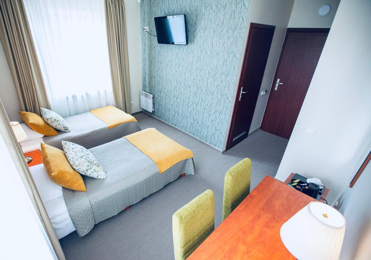 Zuvedra Hotel Ignalina Exterior photo